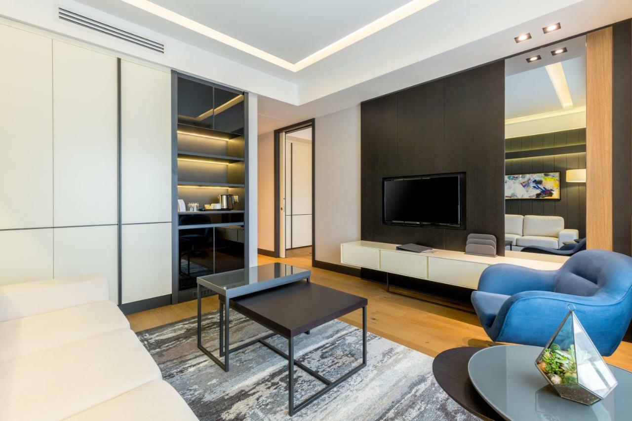 The Fortyfive Business Hotel & Spa Manisa Extérieur photo