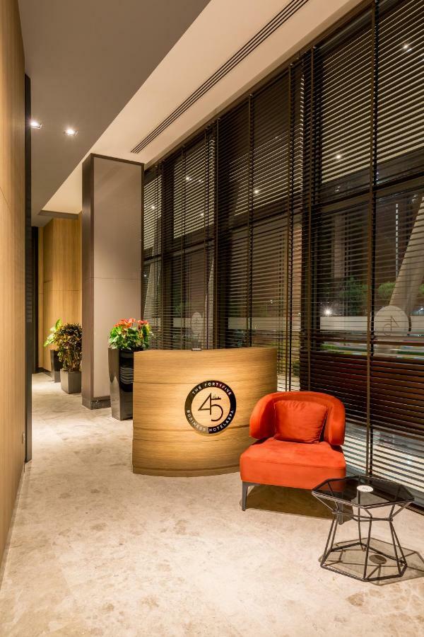 The Fortyfive Business Hotel & Spa Manisa Extérieur photo