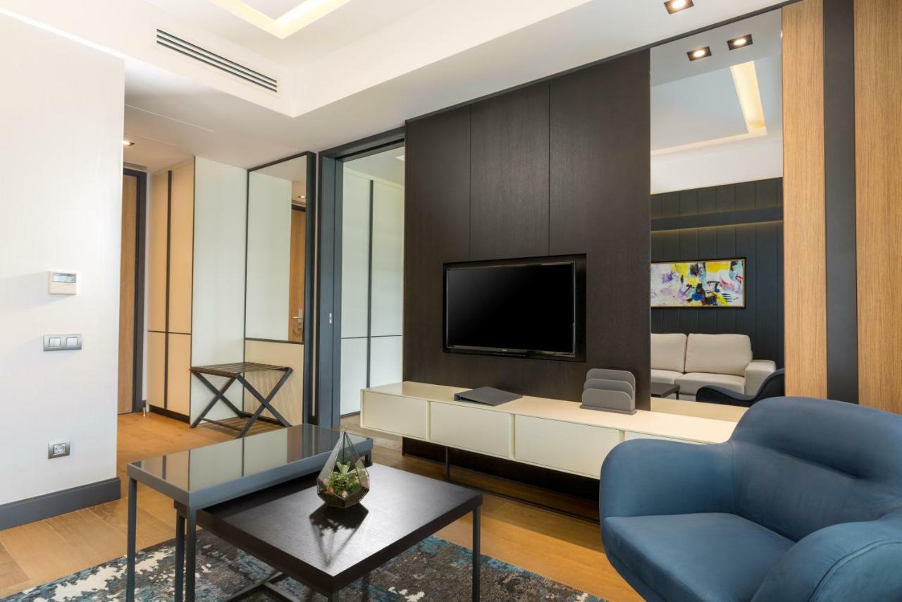The Fortyfive Business Hotel & Spa Manisa Extérieur photo
